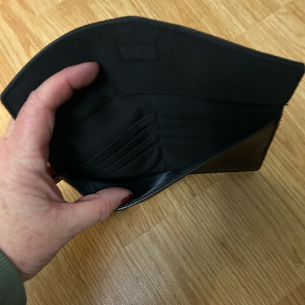 Wallet - Picture 4 of 4